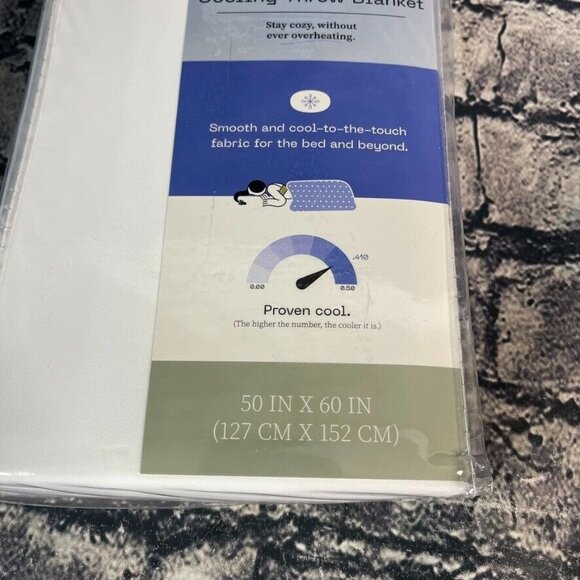 Coop Home Goods 60x50" Cloud Modern Solid Spandex Knitted Cooling Throw Blanket - Picture 3 of 13